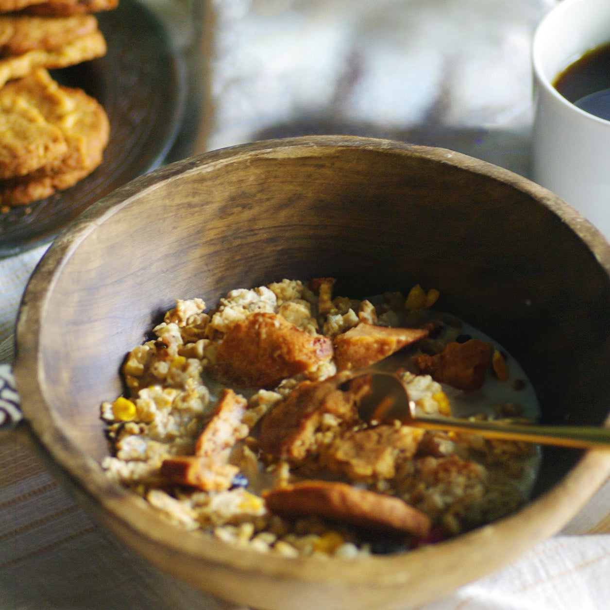 古代小麦の割れクッキー(ヘーゼルナッツ&ブラックレーズン)