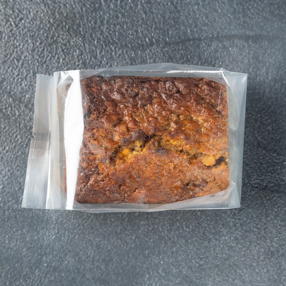 
                  
                    洋梨と花蜜キャラメルのケーキ（ハーフサイズ）
                  
                